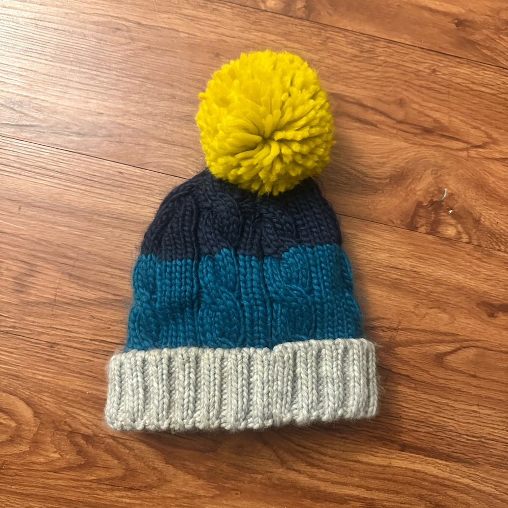 Gap Pom-Pom Beanie